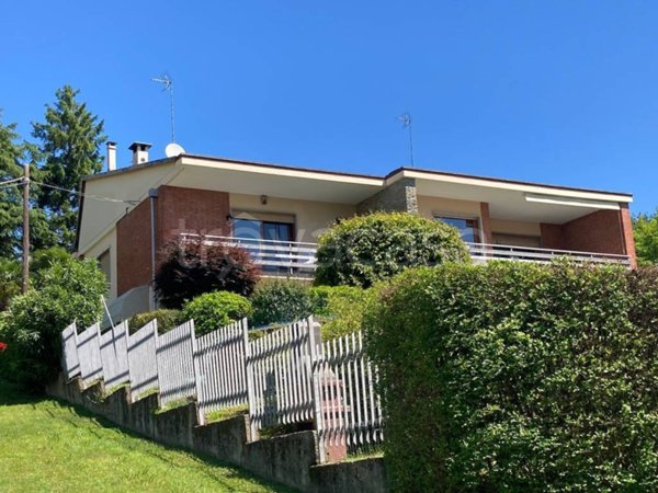 casa indipendente in vendita a Chieri