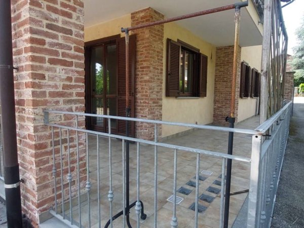 appartamento in vendita a Chieri in zona Roaschia