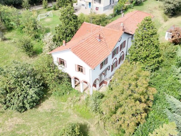 casa indipendente in vendita a Chieri