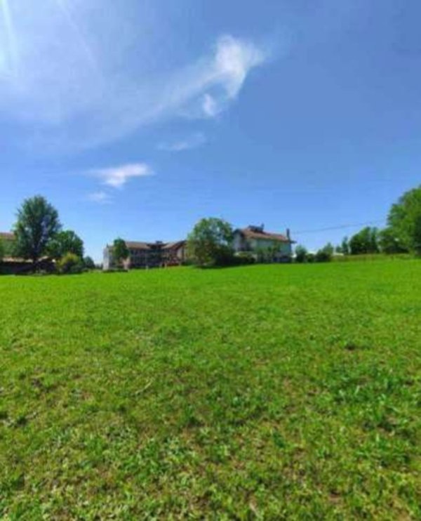 terreno edificabile in vendita a Chieri