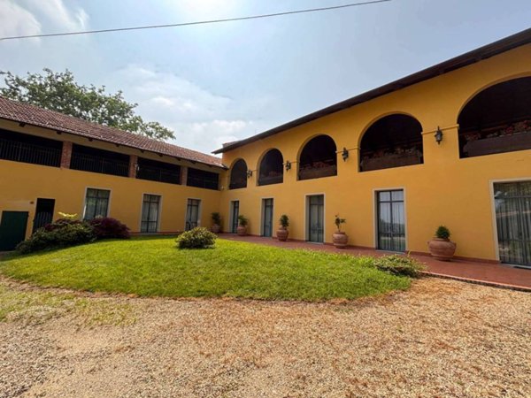 casa indipendente in vendita a Chieri