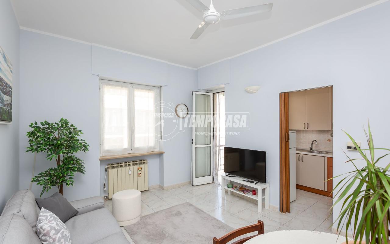 appartamento in vendita a Chieri in zona Roaschia