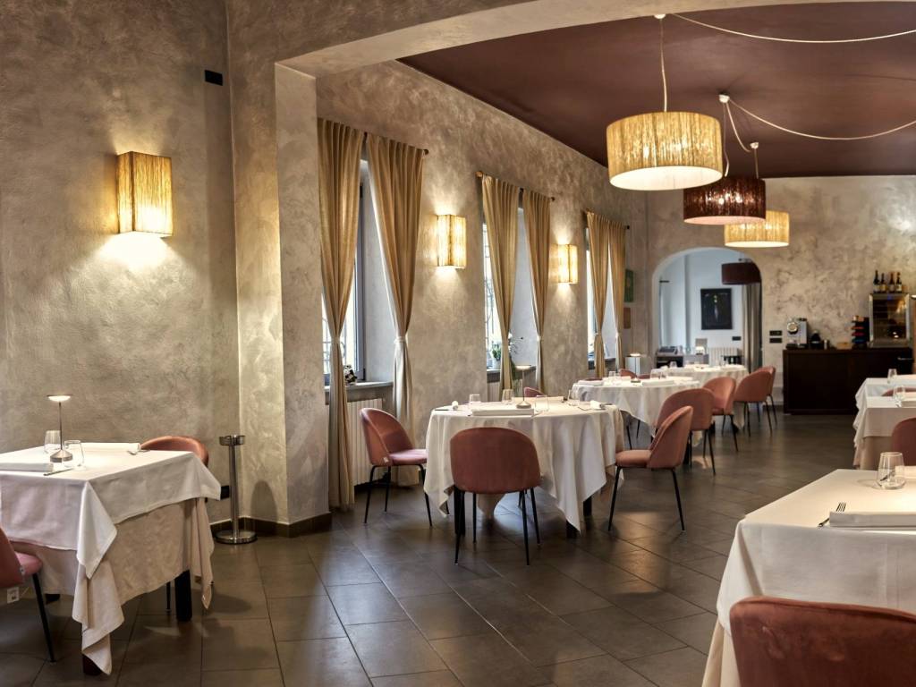 negozio in vendita a Chieri