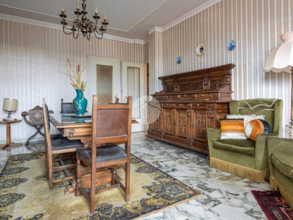 appartamento in vendita a Chieri in zona Roaschia