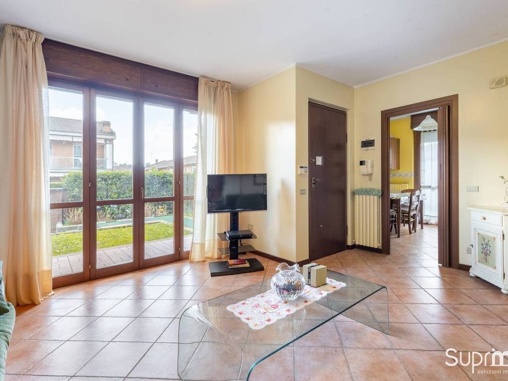 appartamento in vendita a Chieri in zona Roaschia