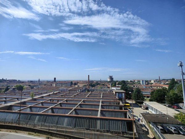 appartamento in vendita a Chieri in zona Roaschia