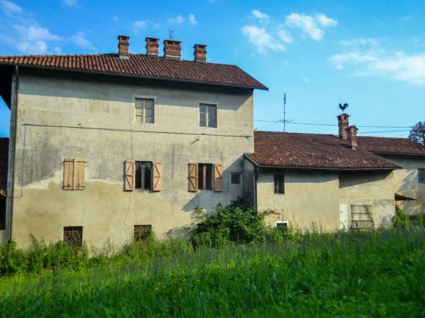 casa indipendente in vendita a Chieri