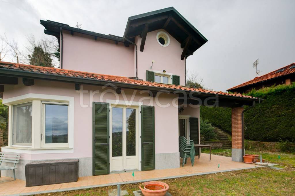 casa indipendente in vendita a Chieri