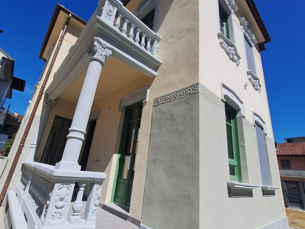 casa indipendente in vendita a Chieri