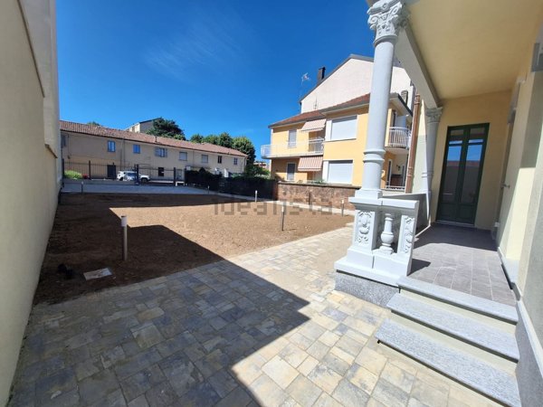 casa indipendente in vendita a Chieri