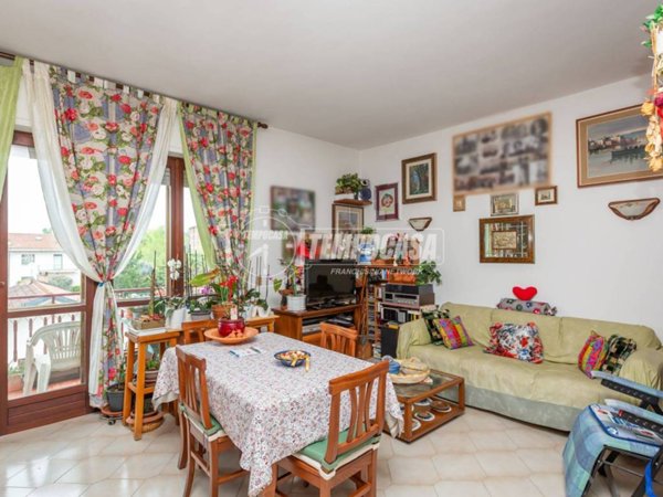 appartamento in vendita a Chieri in zona Borgata Maddalena