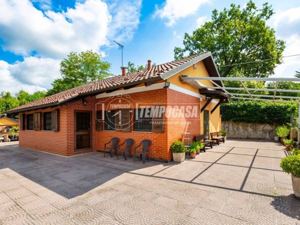 casa indipendente in vendita a Chieri