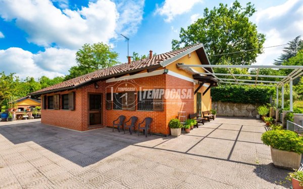 casa indipendente in vendita a Chieri