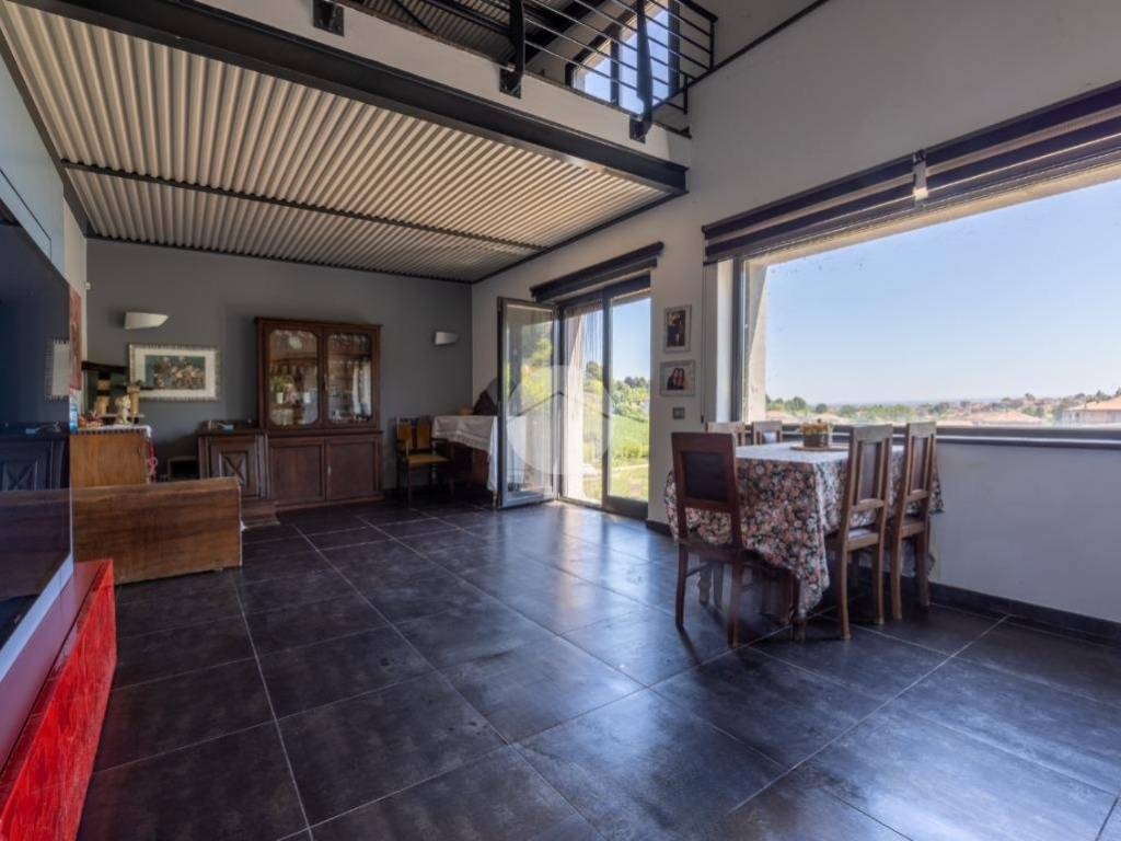 casa indipendente in vendita a Chieri