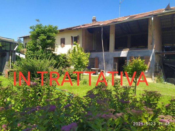 casa indipendente in vendita a Chieri in zona Canarone