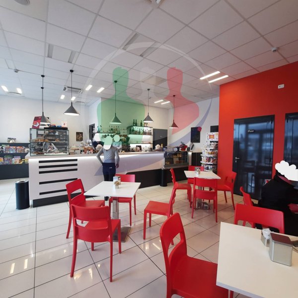 negozio in vendita a Chieri