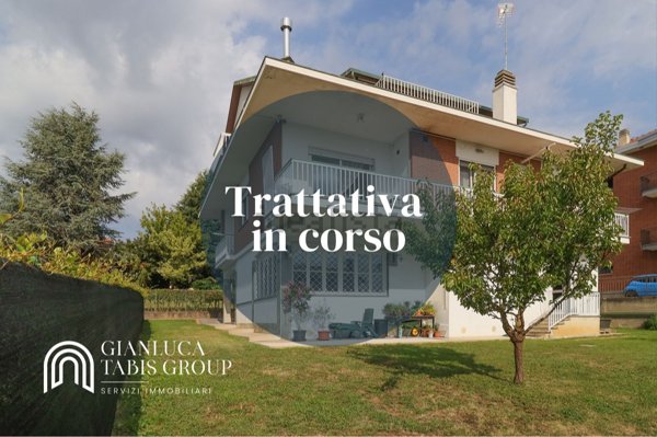 appartamento in vendita a Chieri in zona Roaschia