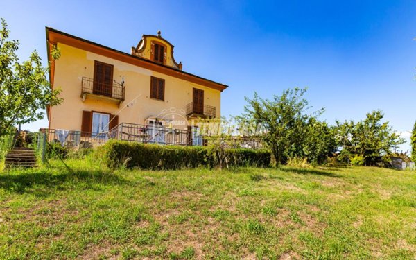 casa indipendente in vendita a Chieri