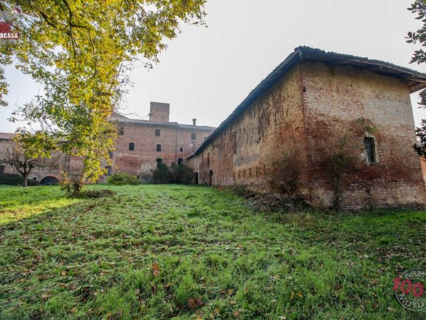 negozio in vendita a Chieri in zona Mosetti