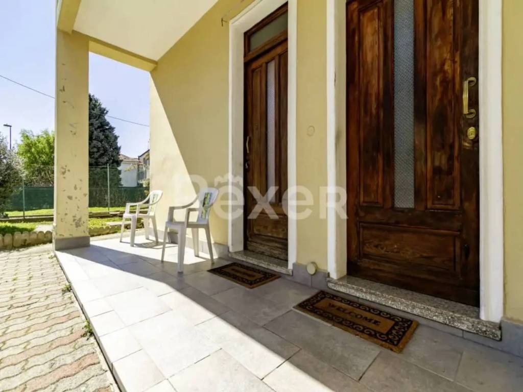 appartamento in vendita a Chieri in zona Roaschia