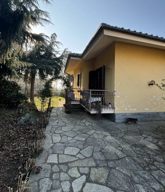 casa indipendente in vendita a Chieri