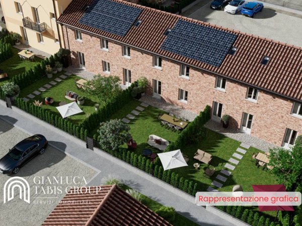 casa indipendente in vendita a Chieri