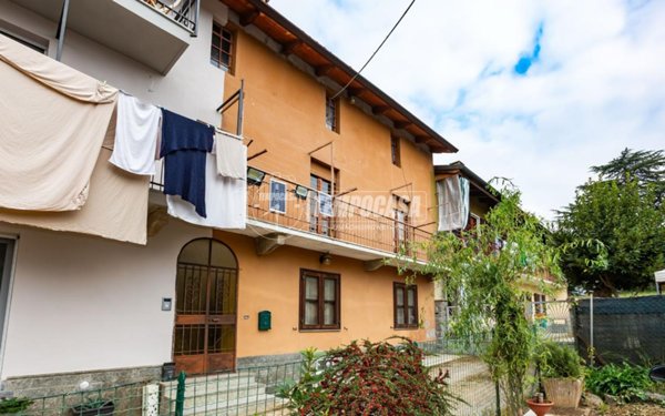 casa indipendente in vendita a Chieri