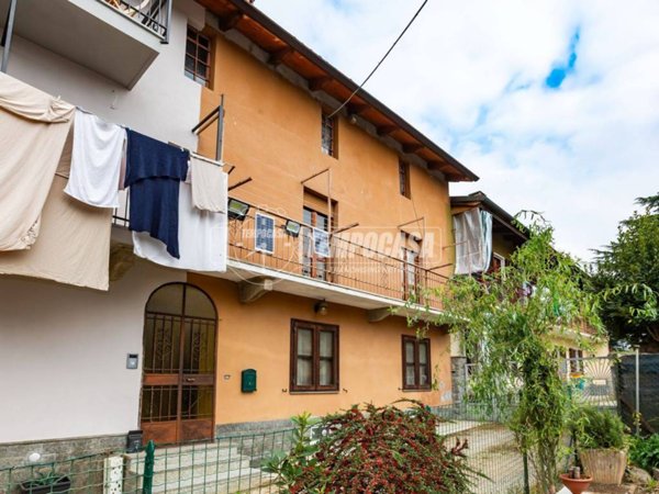 casa indipendente in vendita a Chieri