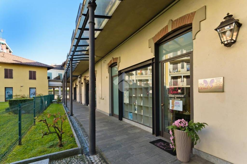 negozio in vendita a Chieri