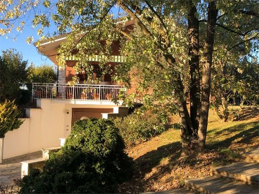 casa indipendente in vendita a Chieri