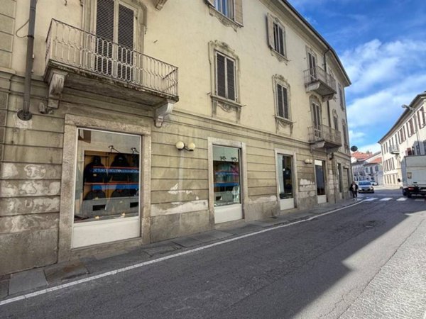 negozio in vendita a Chieri