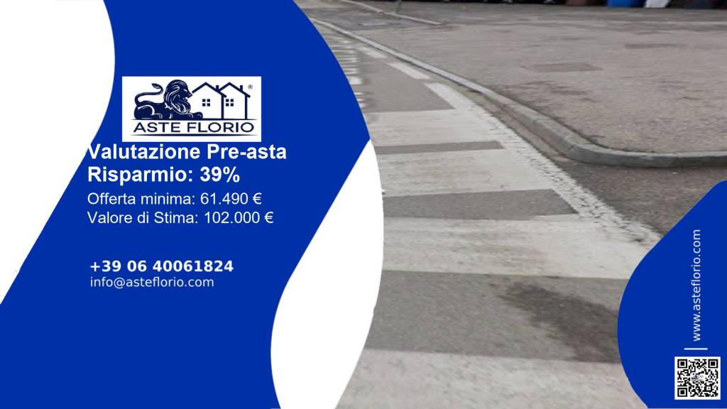 negozio in vendita a Chieri