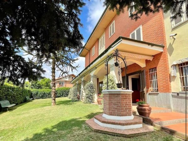 negozio in vendita a Chieri