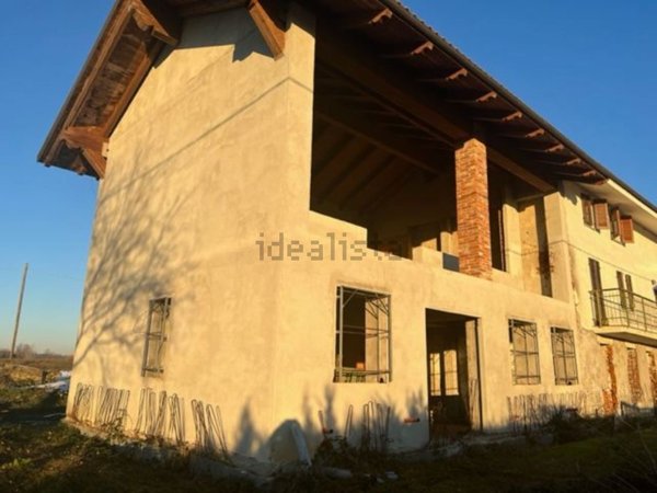 pentavano in vendita a Chieri