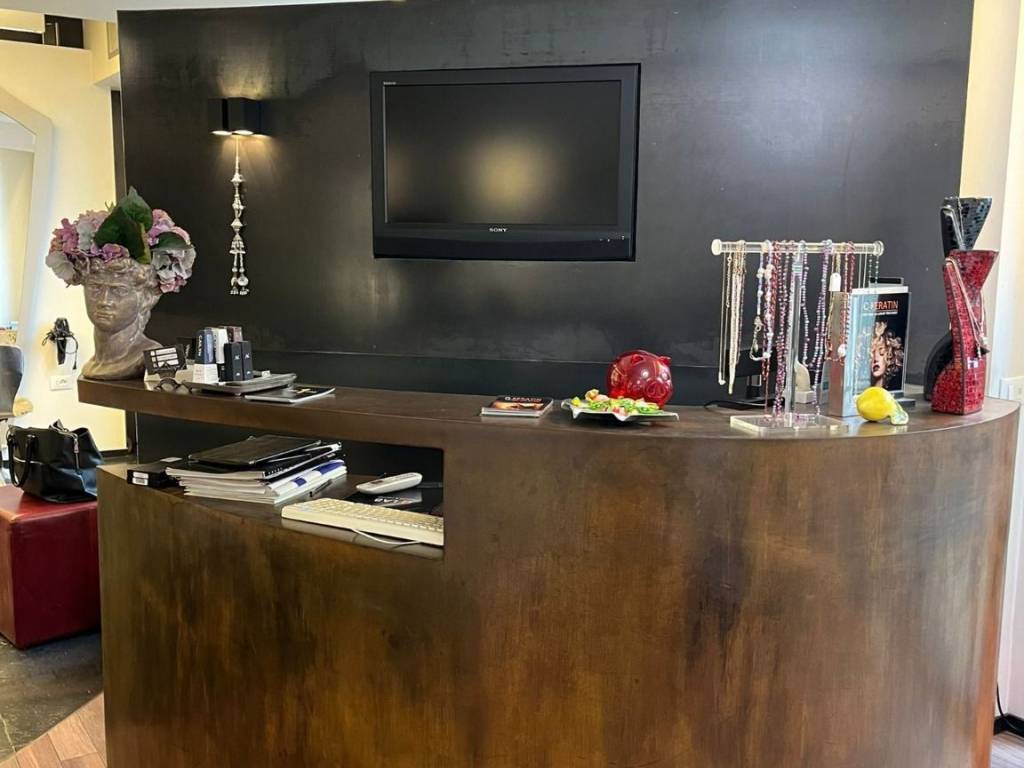 negozio in vendita a Chieri