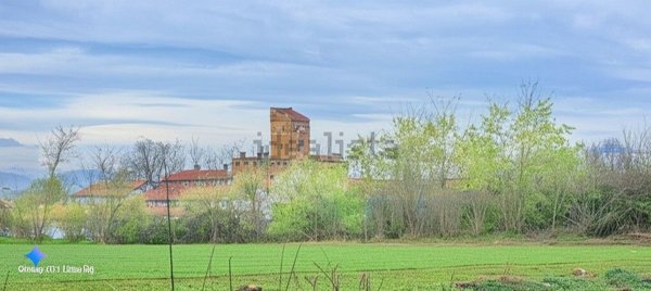 appartamento in vendita a Chieri in zona Mosetti