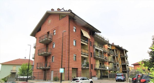 appartamento in vendita a Chieri in zona Airali