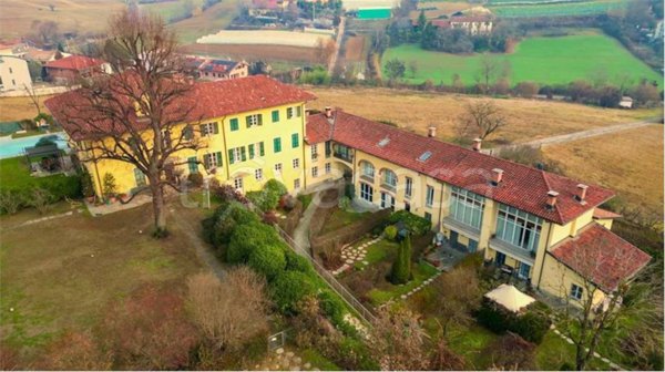 casa indipendente in vendita a Chieri