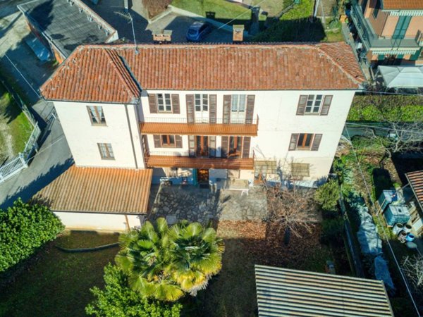casa indipendente in vendita a Chieri