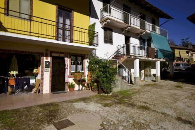 casa indipendente in vendita a Chieri