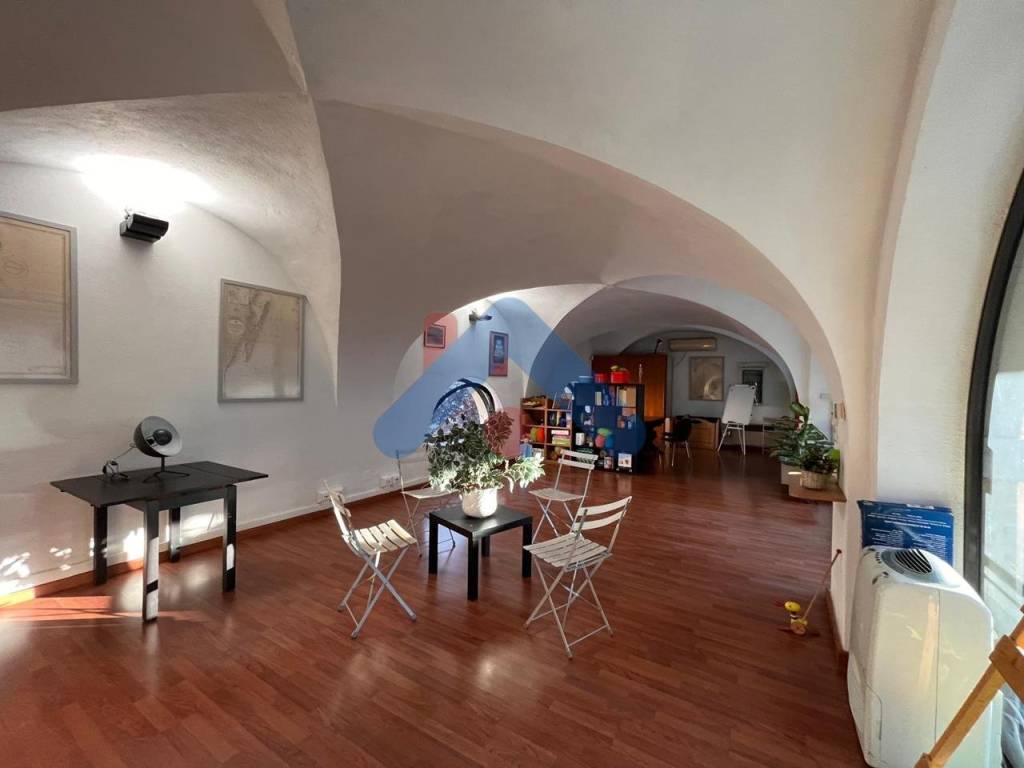 negozio in vendita a Chieri