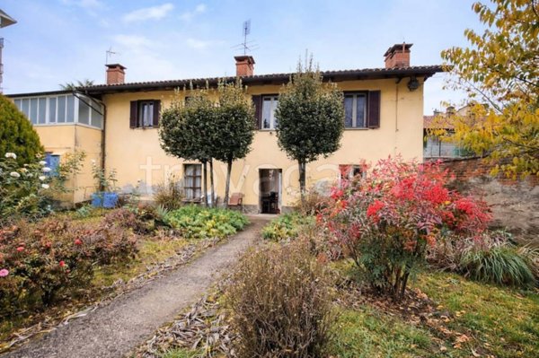 casa indipendente in vendita a Chieri