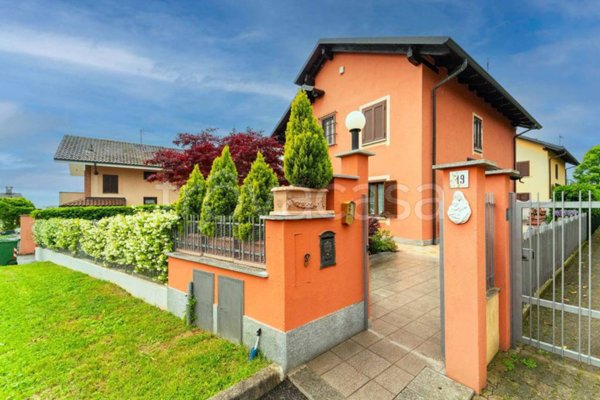 casa indipendente in vendita a Chieri