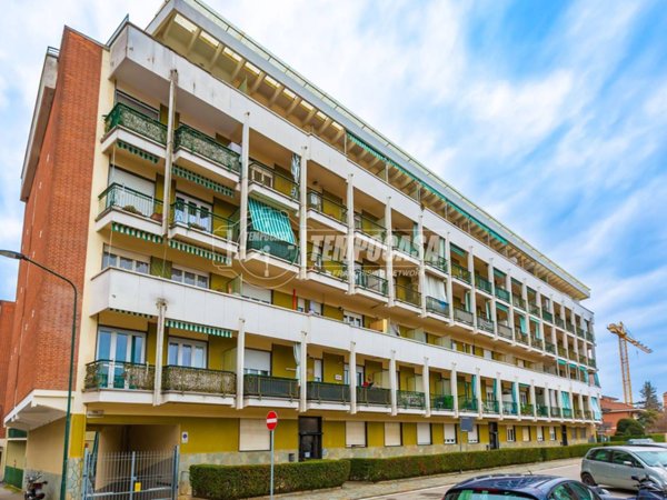 appartamento in vendita a Chieri in zona Roaschia