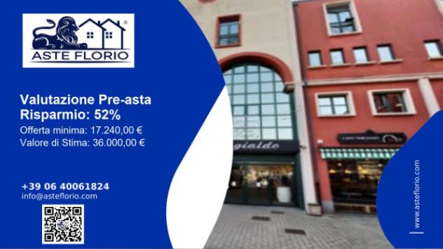 negozio in vendita a Chieri