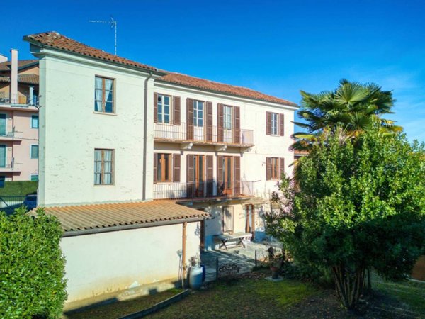 casa indipendente in vendita a Chieri