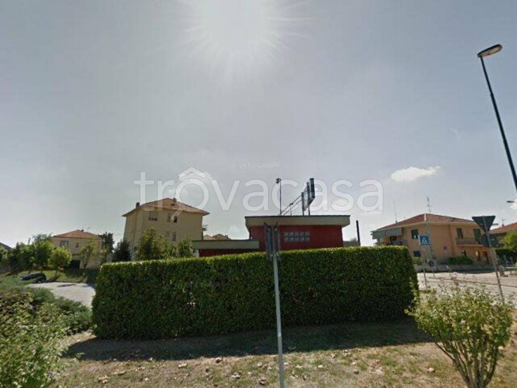 negozio in vendita a Chieri