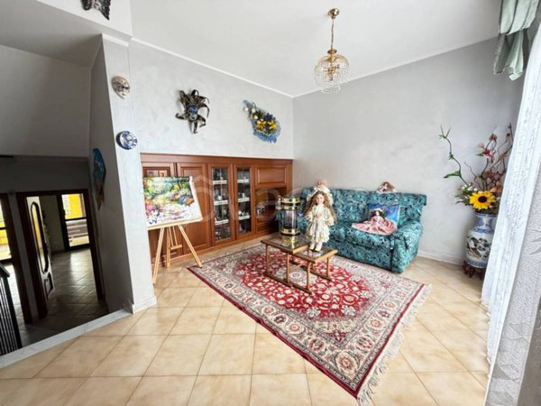 casa indipendente in vendita a Chieri