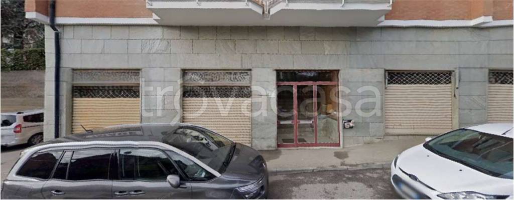 negozio in vendita a Chieri