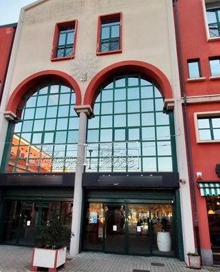 negozio in vendita a Chieri